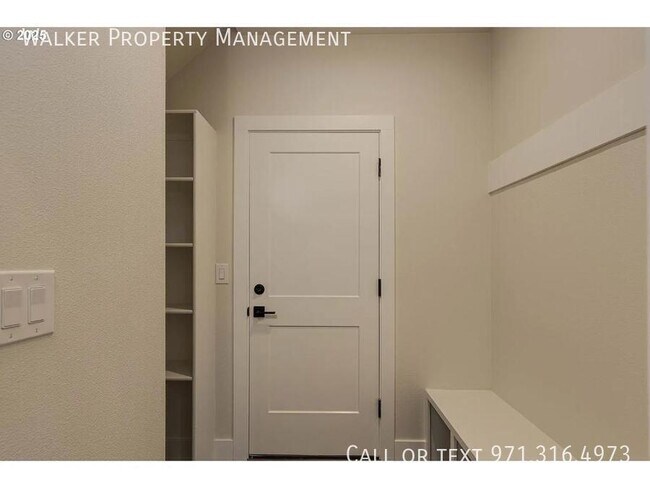 Building Photo - 1008 E Rork Ct