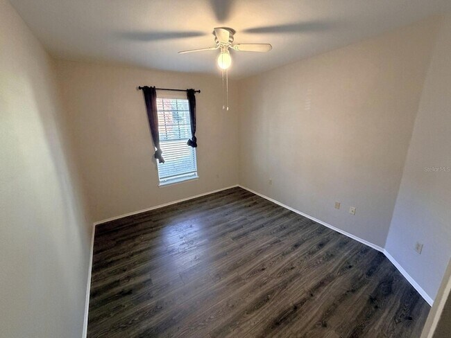 Building Photo - 114 Vista Verdi Cir