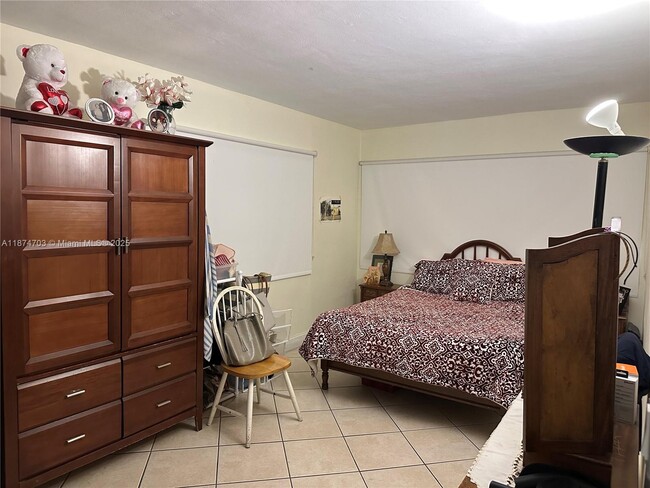 Building Photo - 1428 Hayes St