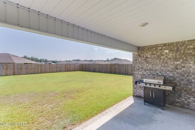 Building Photo - 1057 Enclave Cir
