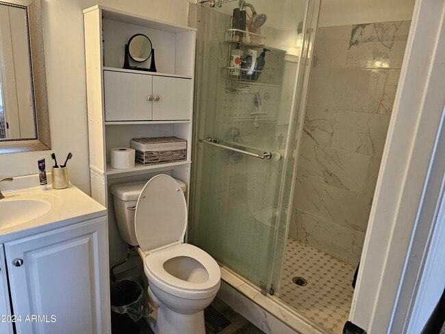 Building Photo - 1042 W Ocotilla St