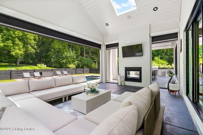 Building Photo - 14201 Reserves Cove Dr