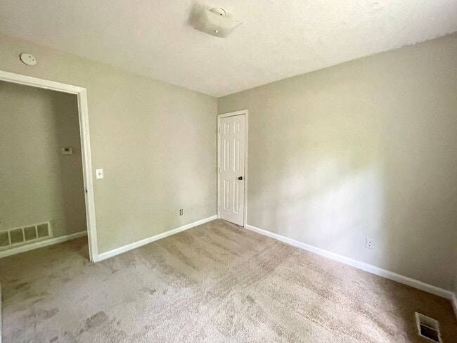 Building Photo - Irmo