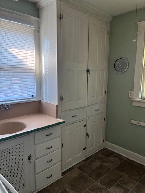 Building Photo - 521 S Main St