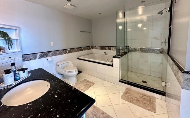 Building Photo - 540 West Ave