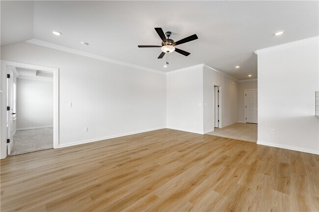 Building Photo - 317 S Nightfall Ave