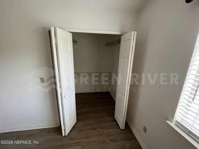 Building Photo - 7739 Coatbridge Ln N