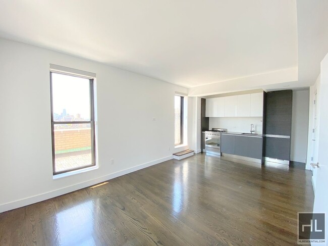 Building Photo - Studio with Terrace - 20th Floor