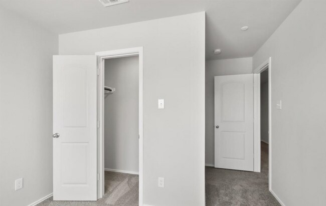 Building Photo - 11906 Amber Oak Wy