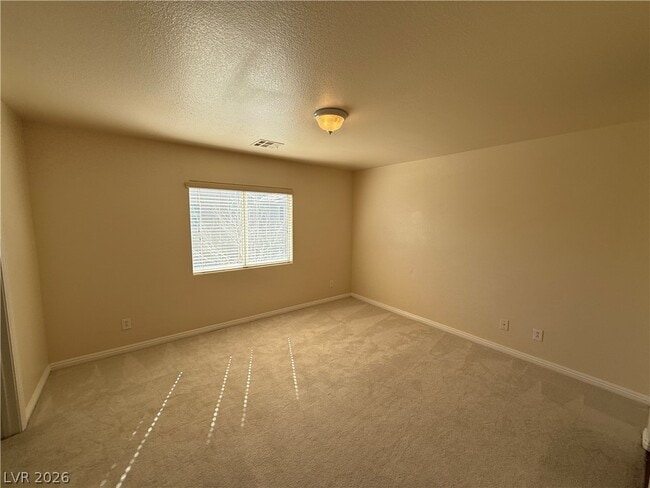 Building Photo - 5073 Tunnel Falls Dr