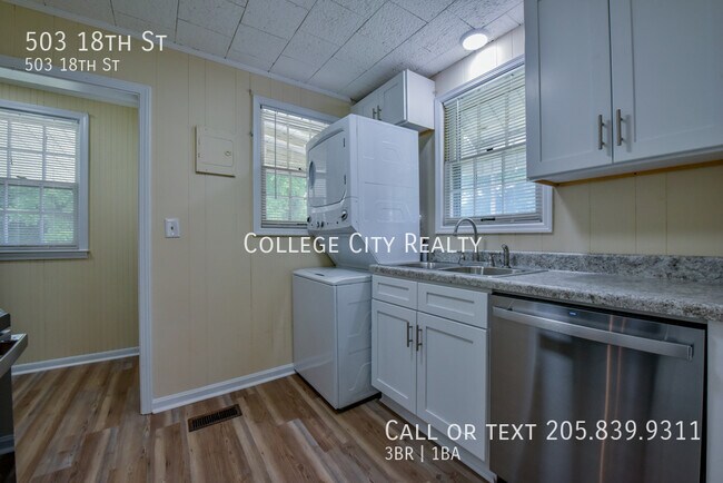 Building Photo - 503 18th St