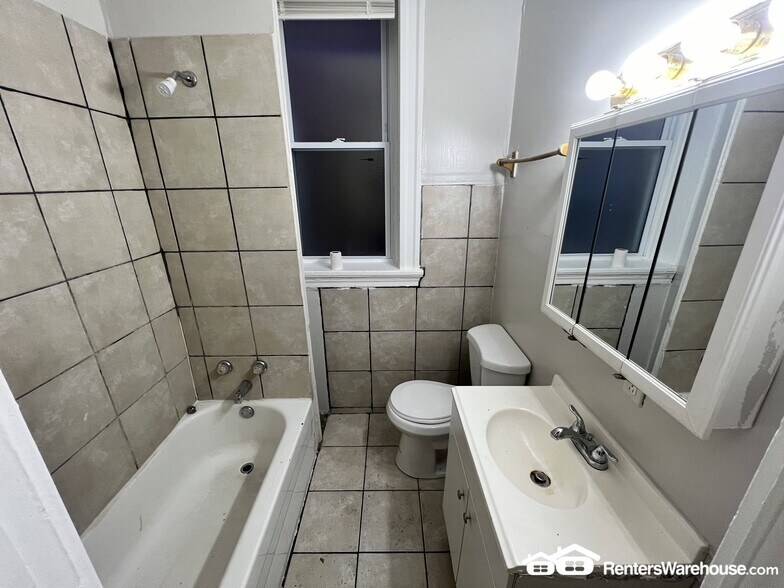 Building Photo - 4223 Red Bud Ave