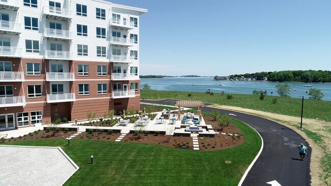 Building Photo - 130 Broad Reach Rd