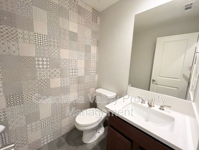 Building Photo - 80088 Ironbark Way