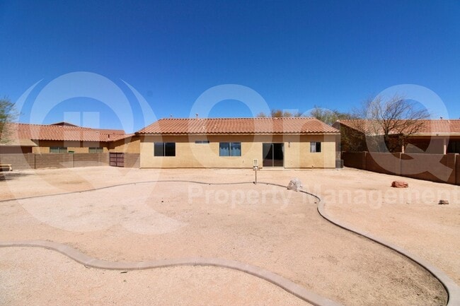 Building Photo - 6780 S Via Molino De Viento