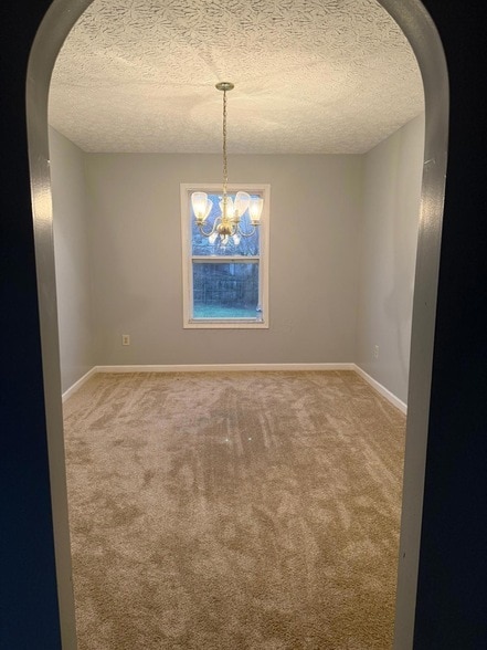 Building Photo - 6729 Kristins Cove Ln