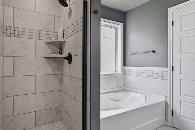 Building Photo - 732 Jodine Ann Dr