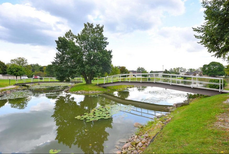 Building Photo - N115W17113 Armada Dr