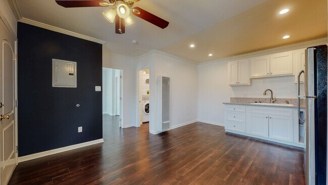 Building Photo - 1711-1713 Redondo Blvd