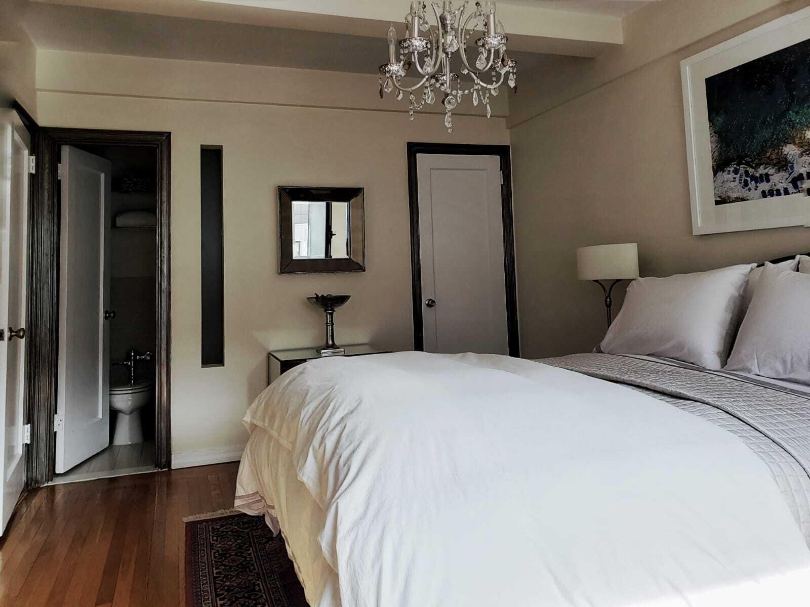 Building Photo - 227 E 57th St