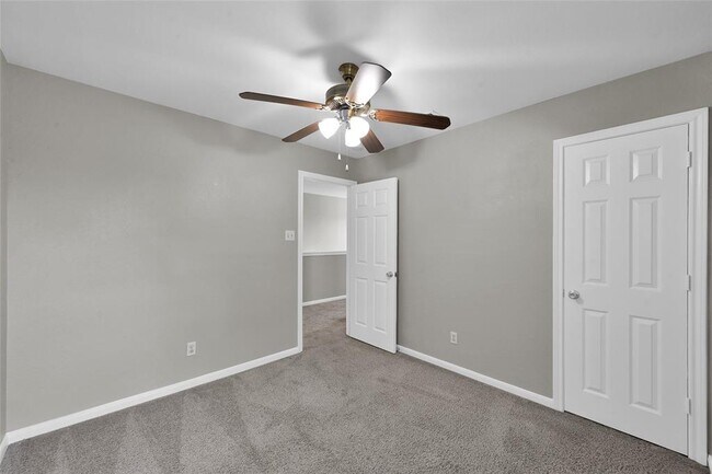 Building Photo - 187 Binnacle Ct