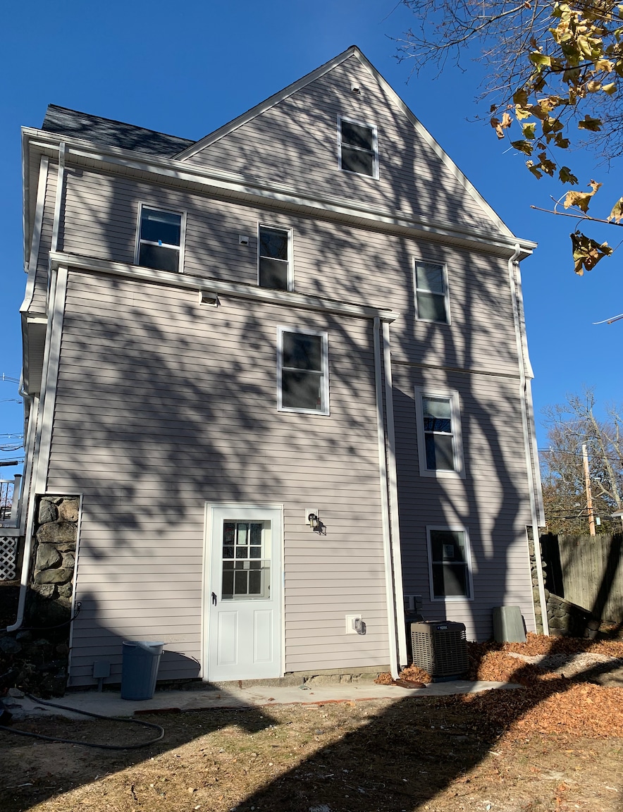 Building Photo - 129 North Ave