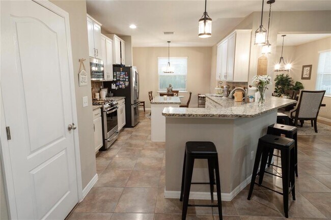 Building Photo - 6367 Golden Eye Glen