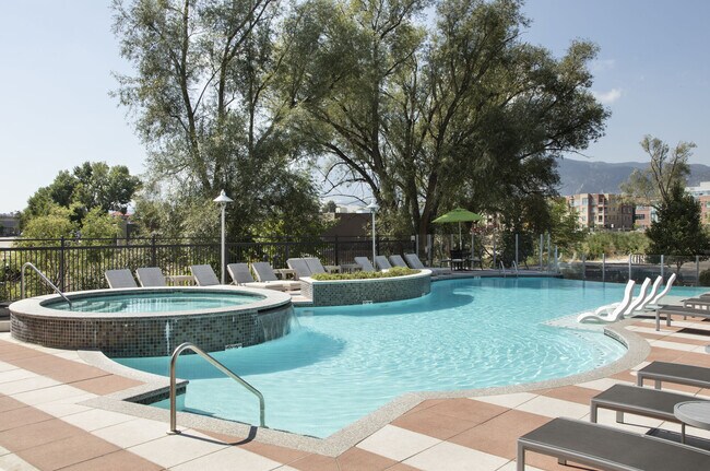 Building Photo - 3100 Pearl