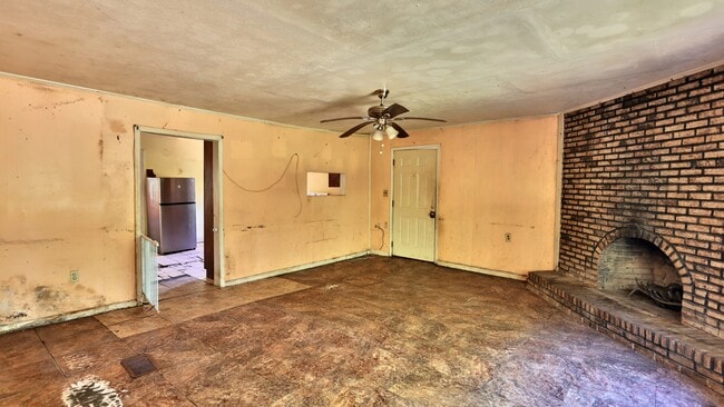 Building Photo - 127 Barbara Ave