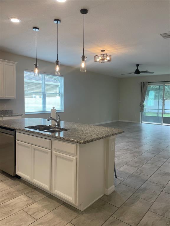 Building Photo - 1136 Merion Dr