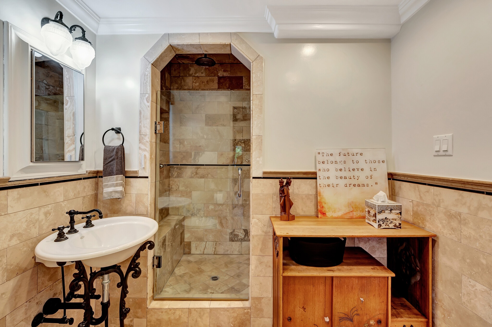 Bathroom - 343 N Croft Ave