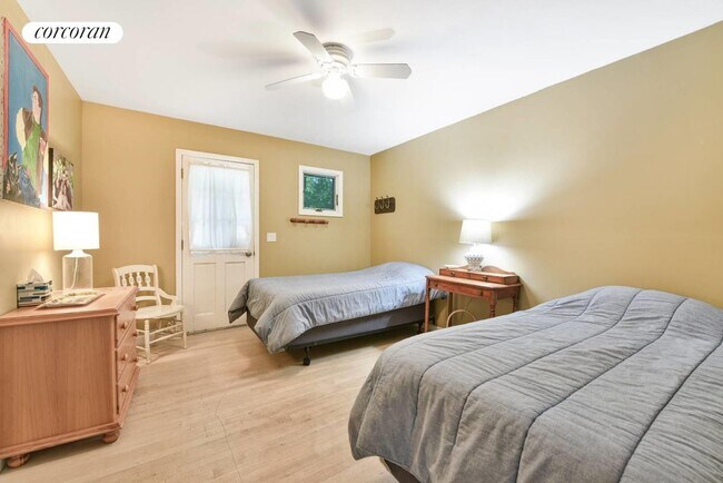 Building Photo - 73 Copeces Ln