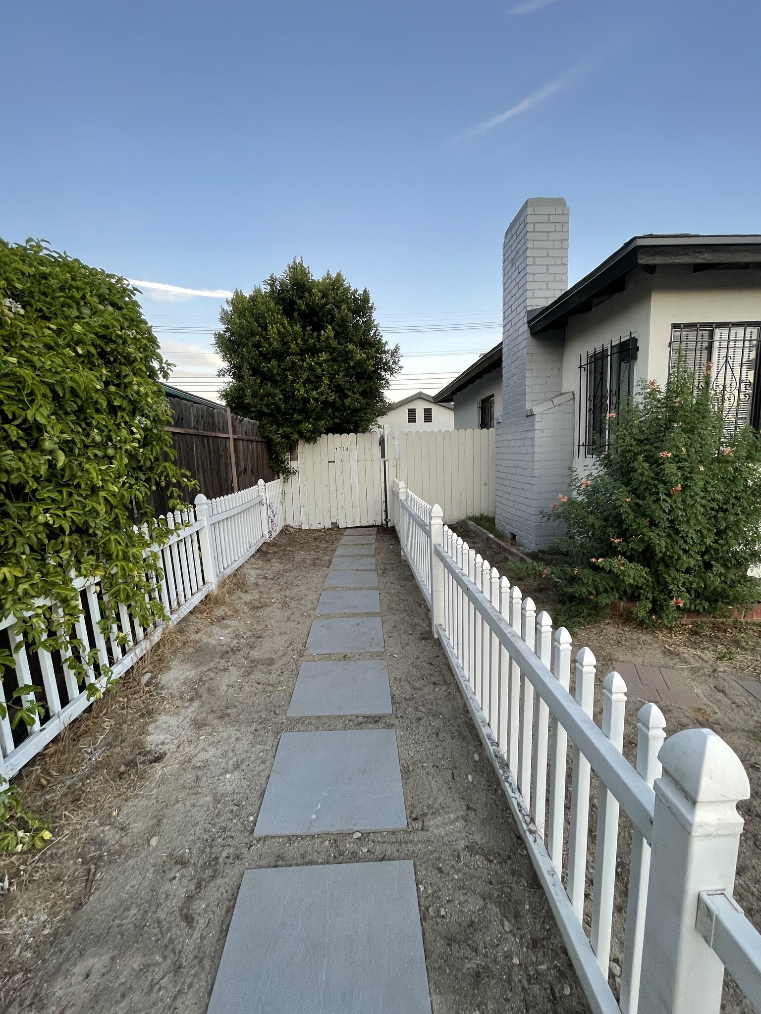 Building Photo - 7738 Whitsett Ave