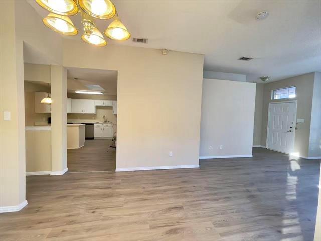 Building Photo - 1046 Palomino Dr