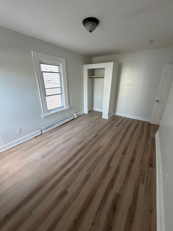 Building Photo - 89 Oraton St