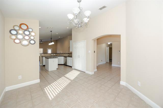 Building Photo - 1408 Millbrook Ln