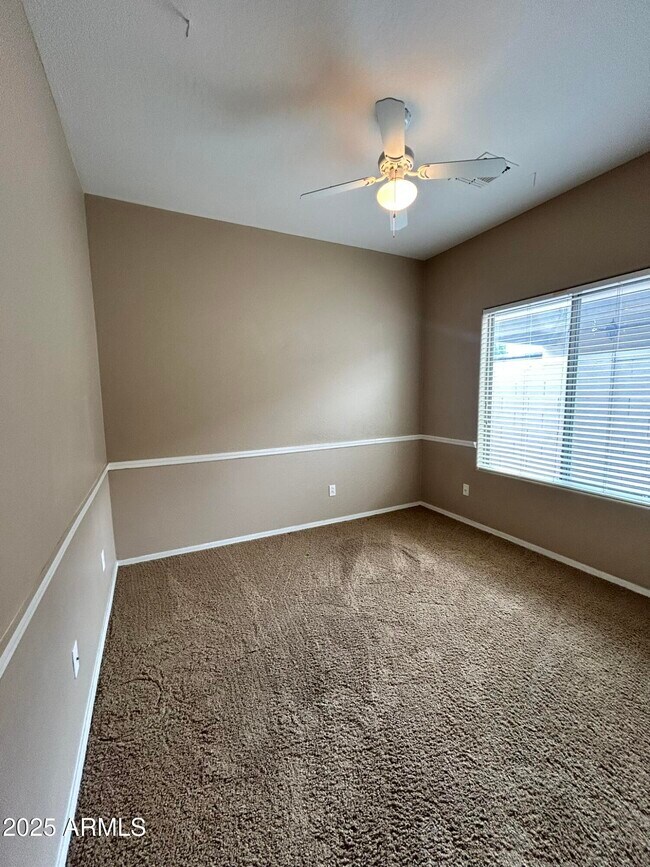 Building Photo - 45168 W Mescal Dr
