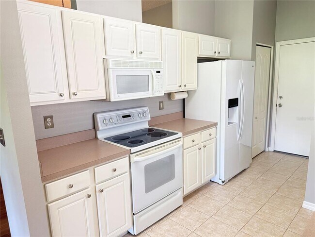 Building Photo - 2217 Brookfield Greens Cir