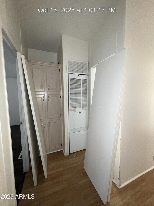 Building Photo - 22548 W Skinner Rd