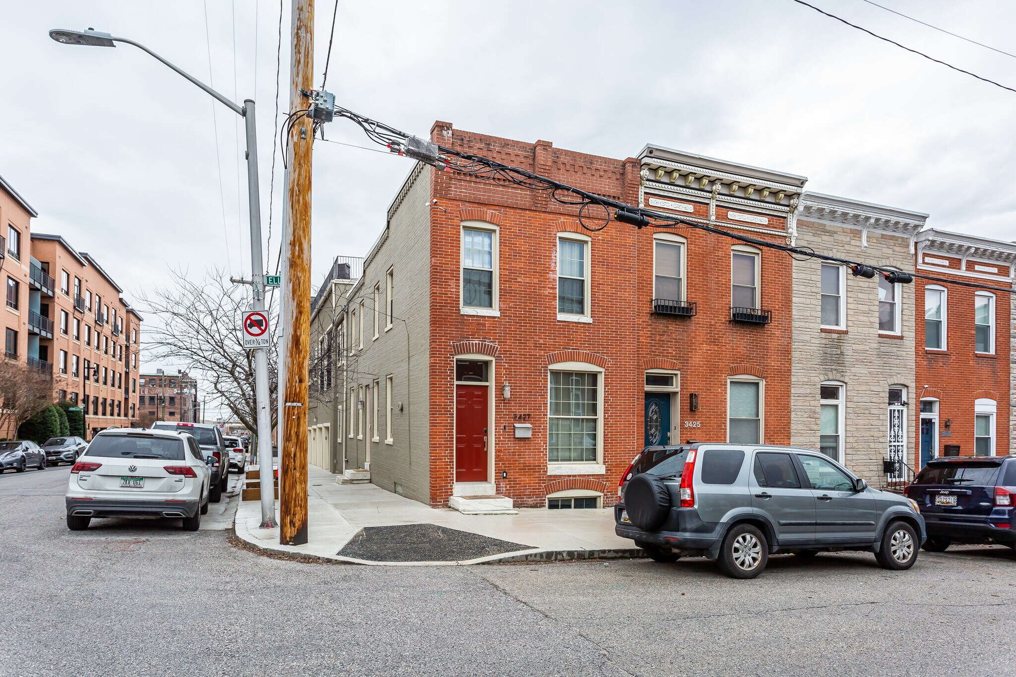 Building Photo - 3427 Elliott St