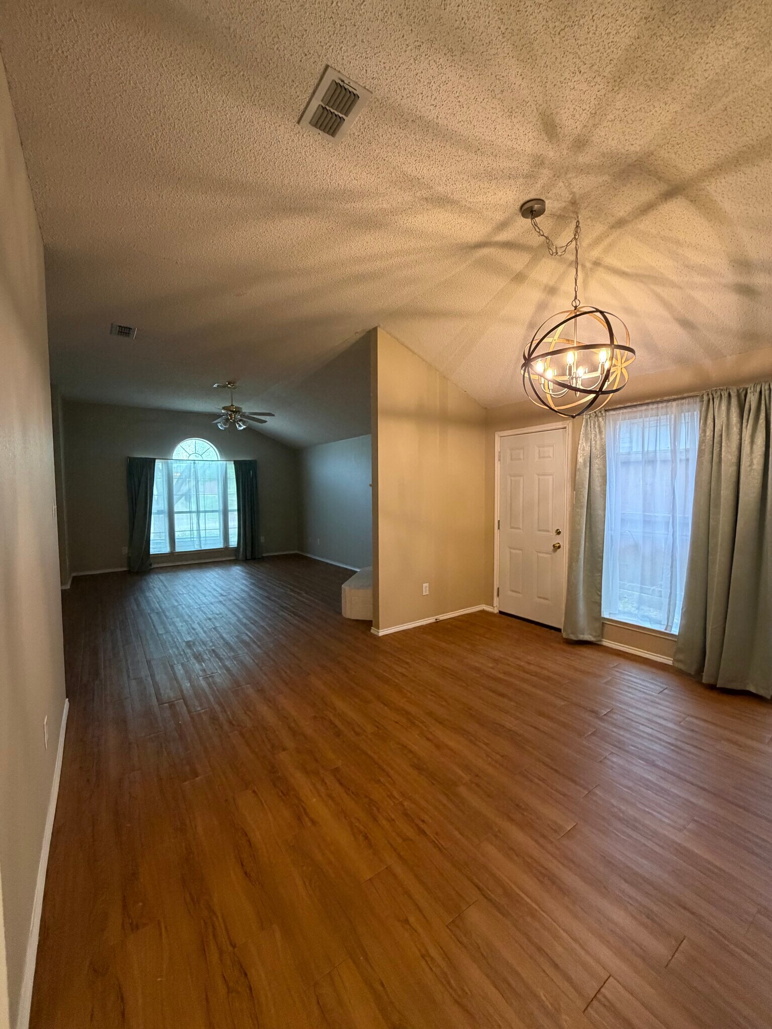 Building Photo - 2521 Ensenada Ln