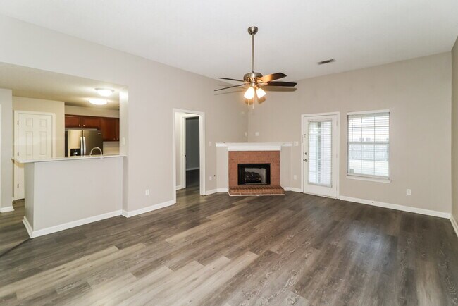 Building Photo - 9996 Houston Birch Dr