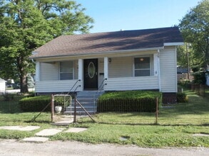 Building Photo - 3806 Tilden St