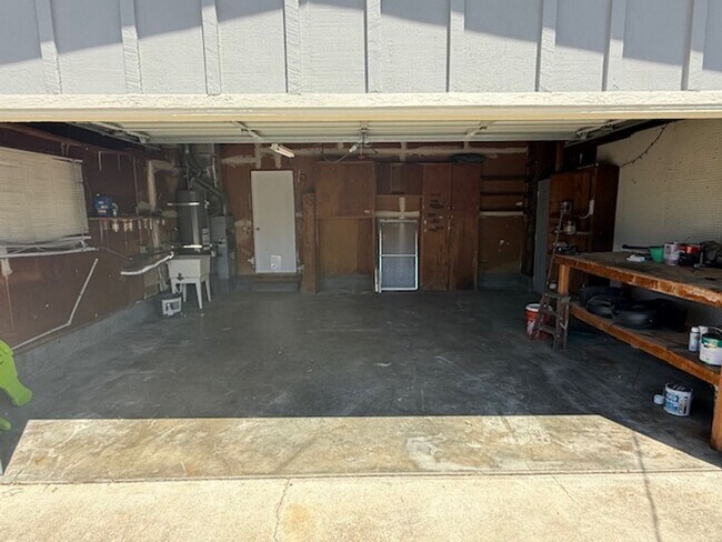 Building Photo - 3-Bedroom Single Family Home in PInole