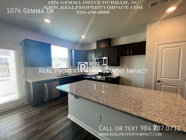 Building Photo - 1074 Gemma Dr
