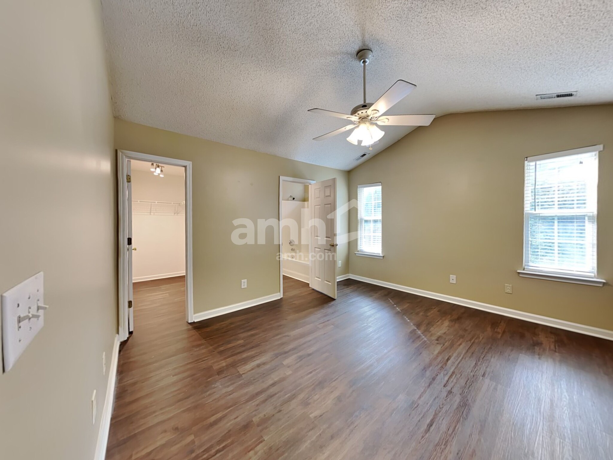 Building Photo - 1103 Poplar Ridge Rd
