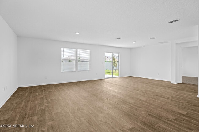 Building Photo - 197 Ardila Cir
