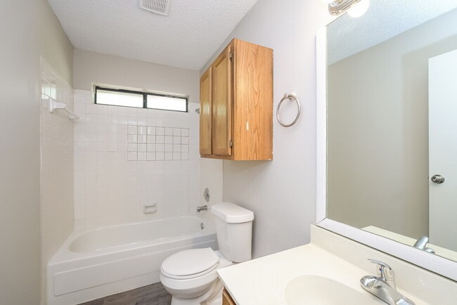 Building Photo - 241 S MacArthur Blvd