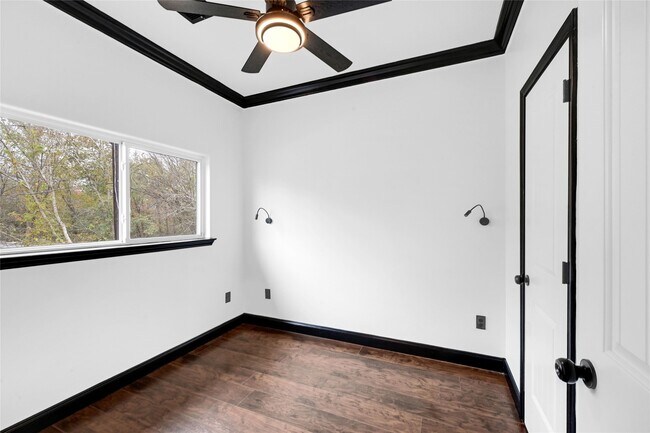 Building Photo - 13104 Donegal Way