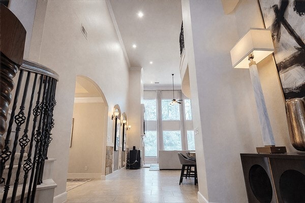 Building Photo - 43 W Loftwood Cir